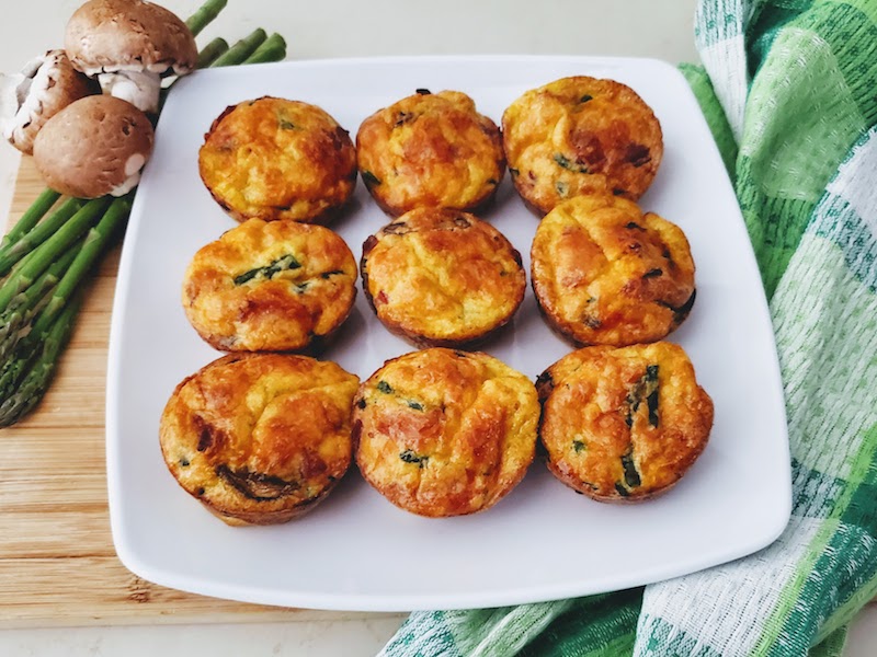 Egg muffins with bacon, aspargus, mushrooms and cheese