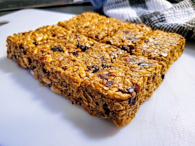 easy to make school safe chewy apple granola bar
